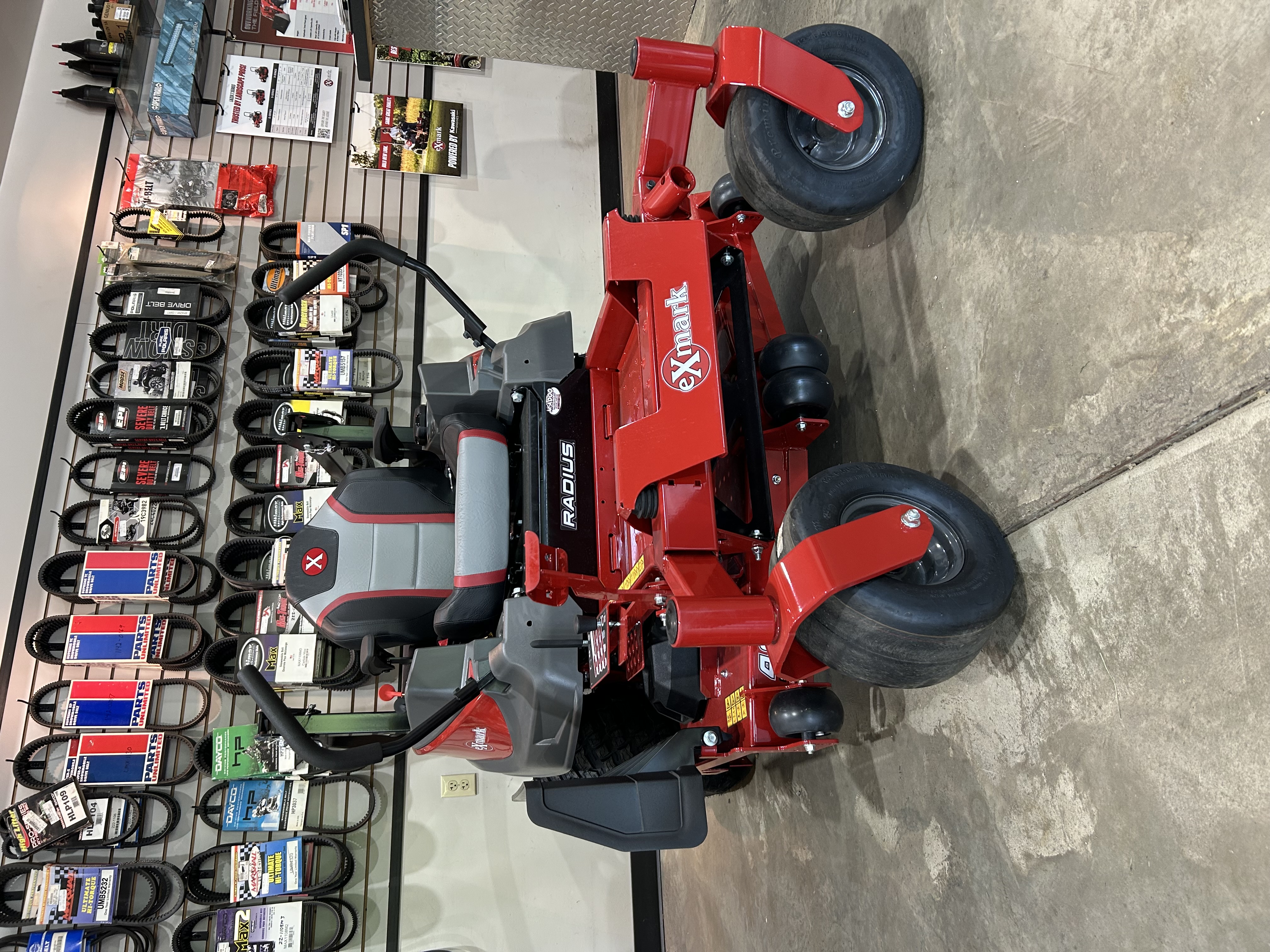 2026 Exmark Radius E RDE691GKA48200