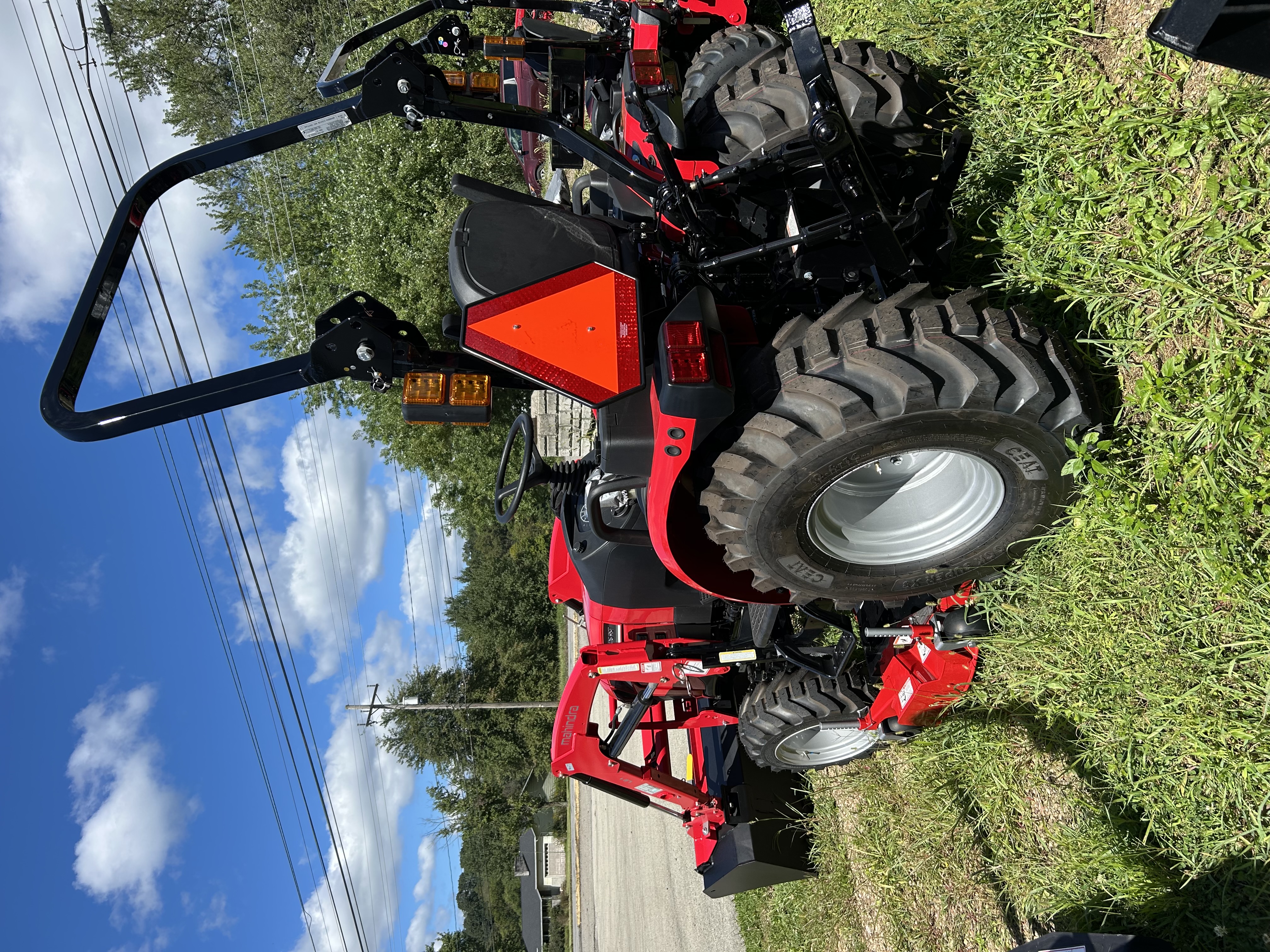 2026 Mahindra 2126 HST Tractor