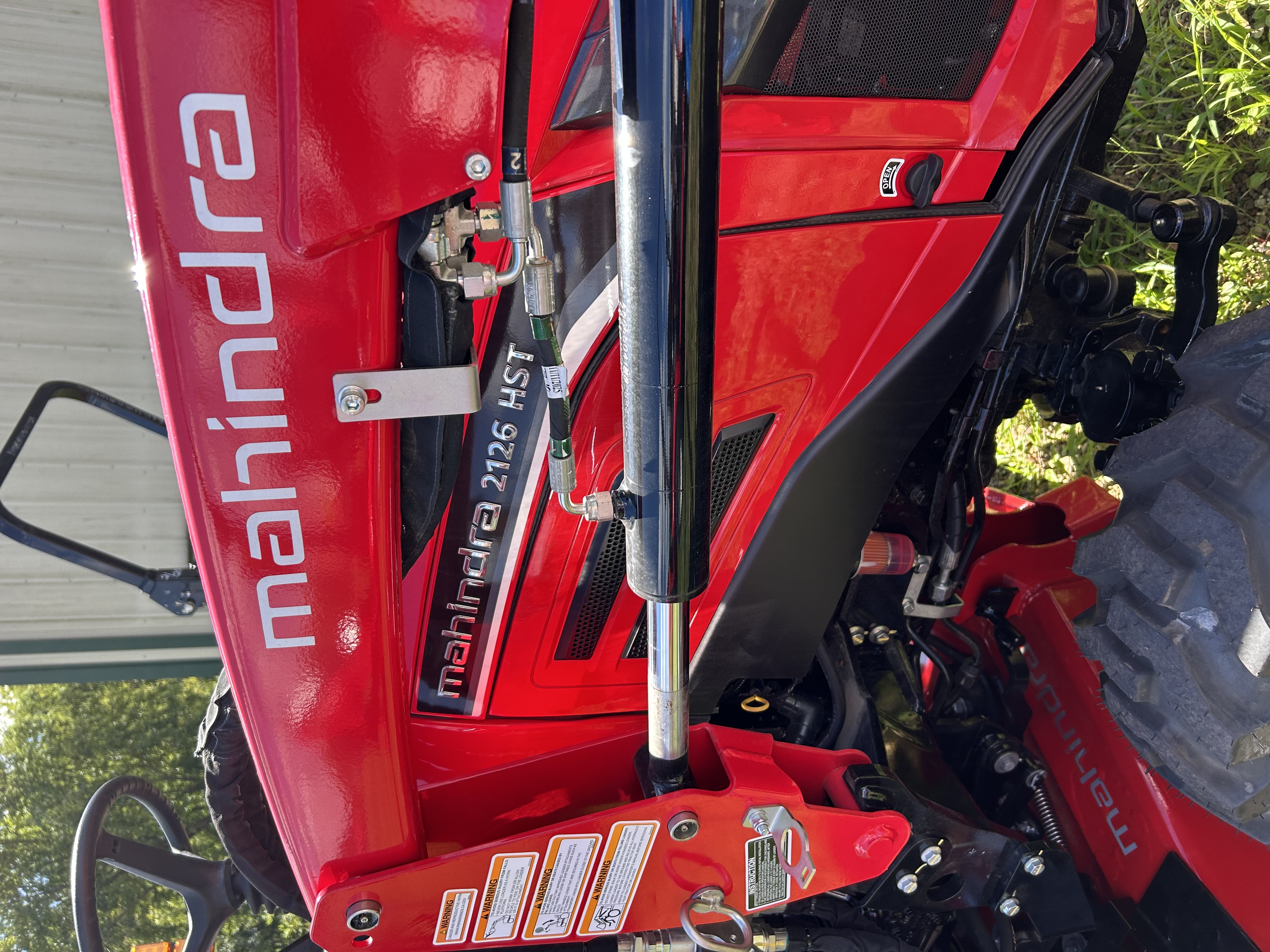 2026 Mahindra 2126 HST Tractor