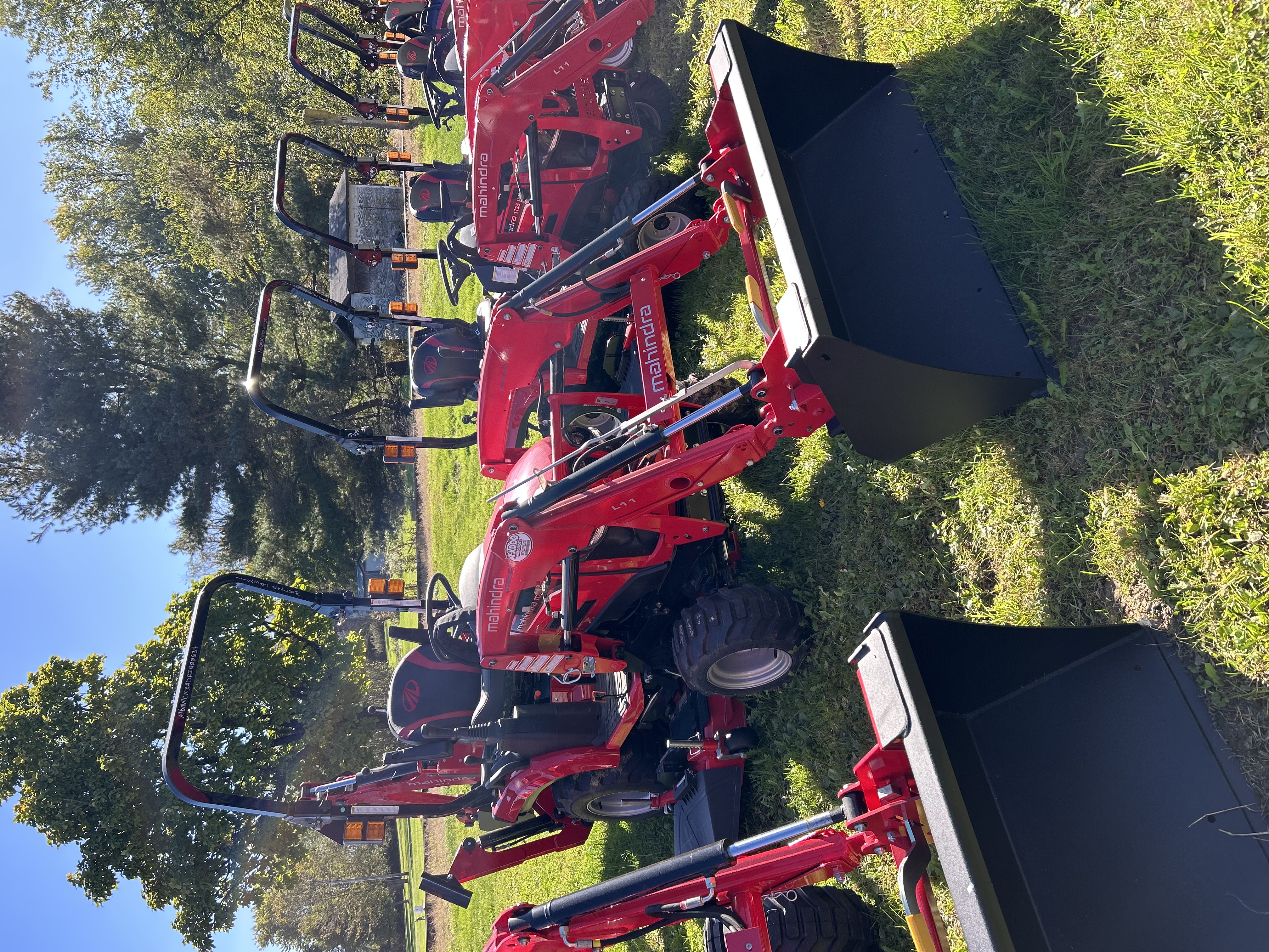 2027 Mahindra 1123 HST Tractor