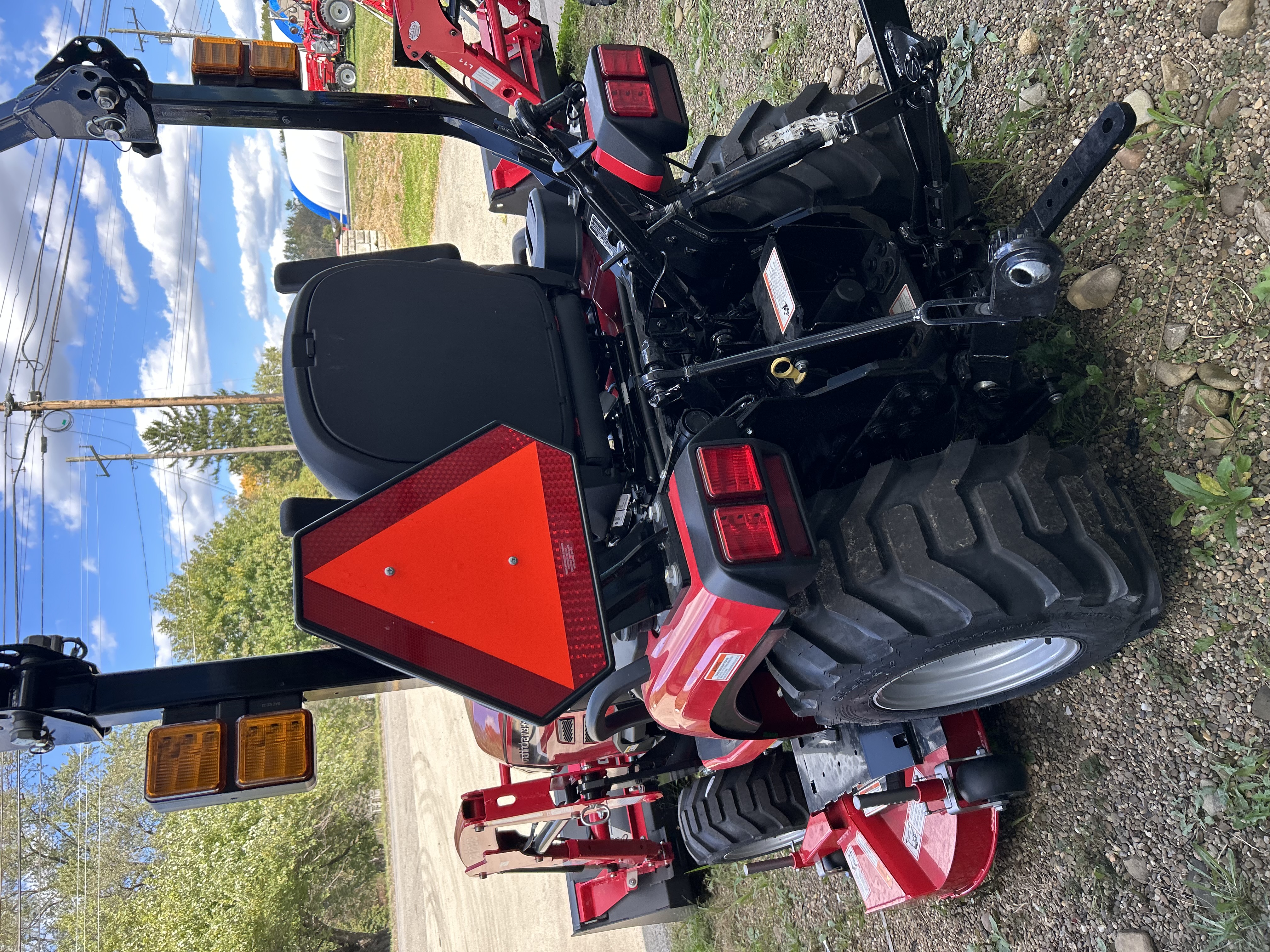2027 Mahindra 1123 HST Tractor