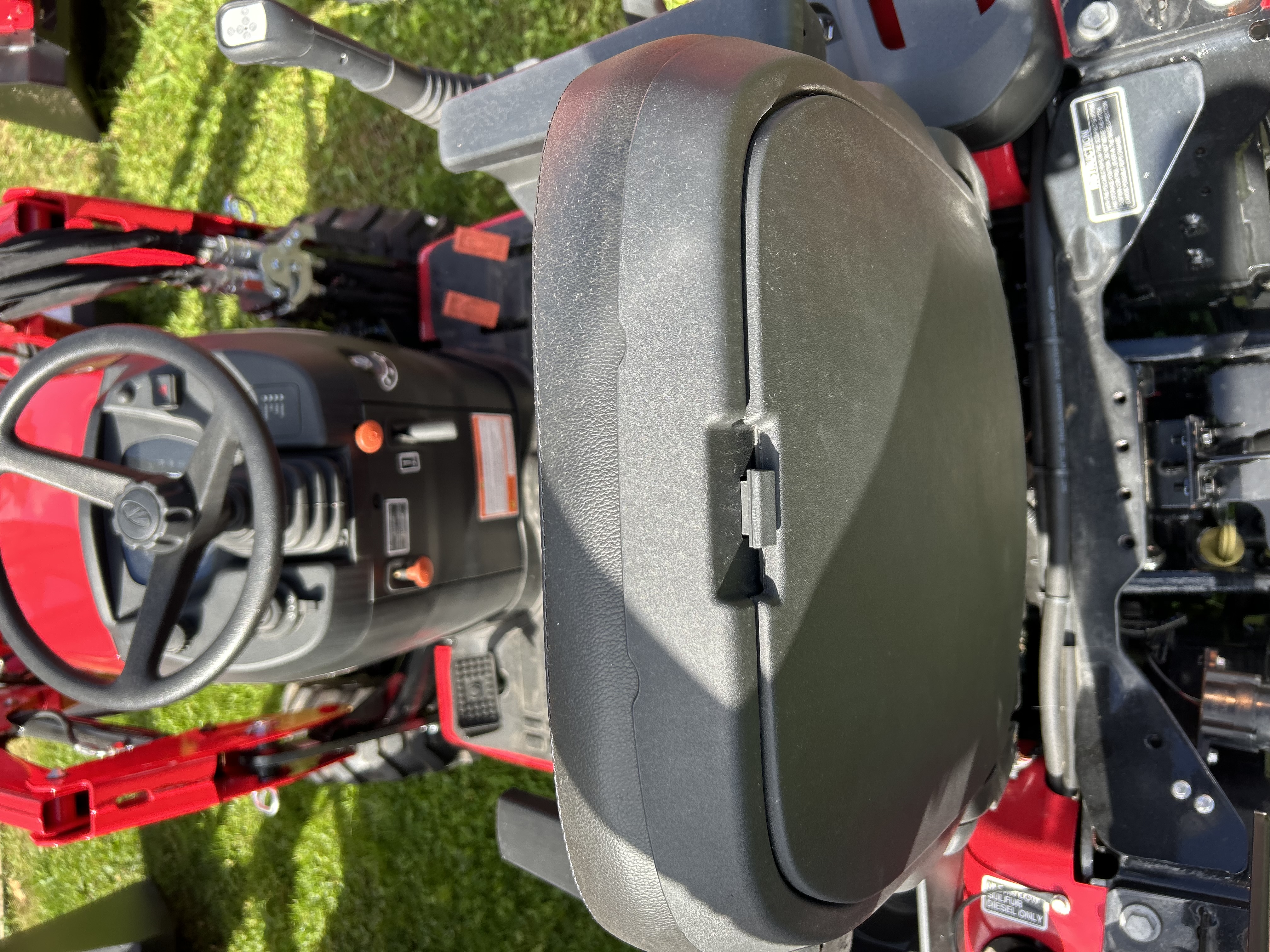 2027 Mahindra 1123 HST Tractor