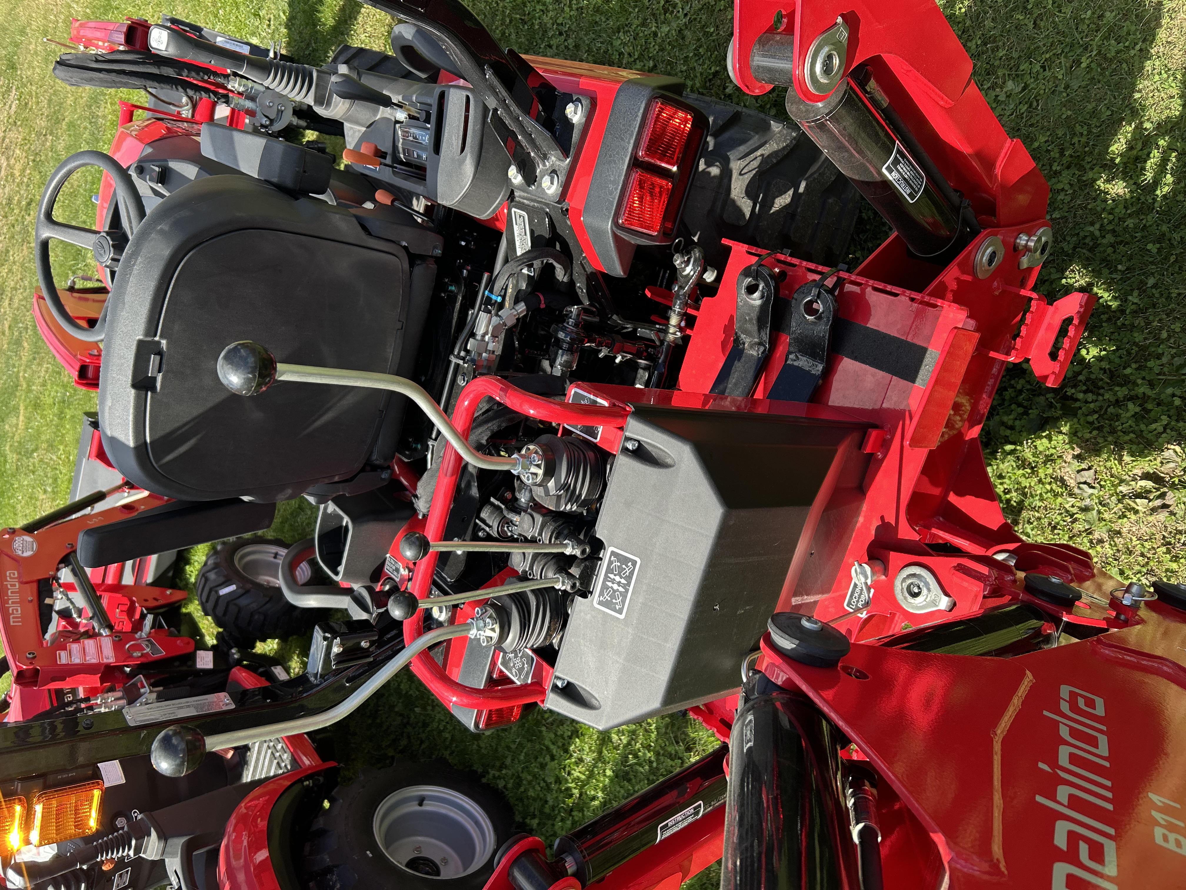 2027 Mahindra 1123 HST Tractor