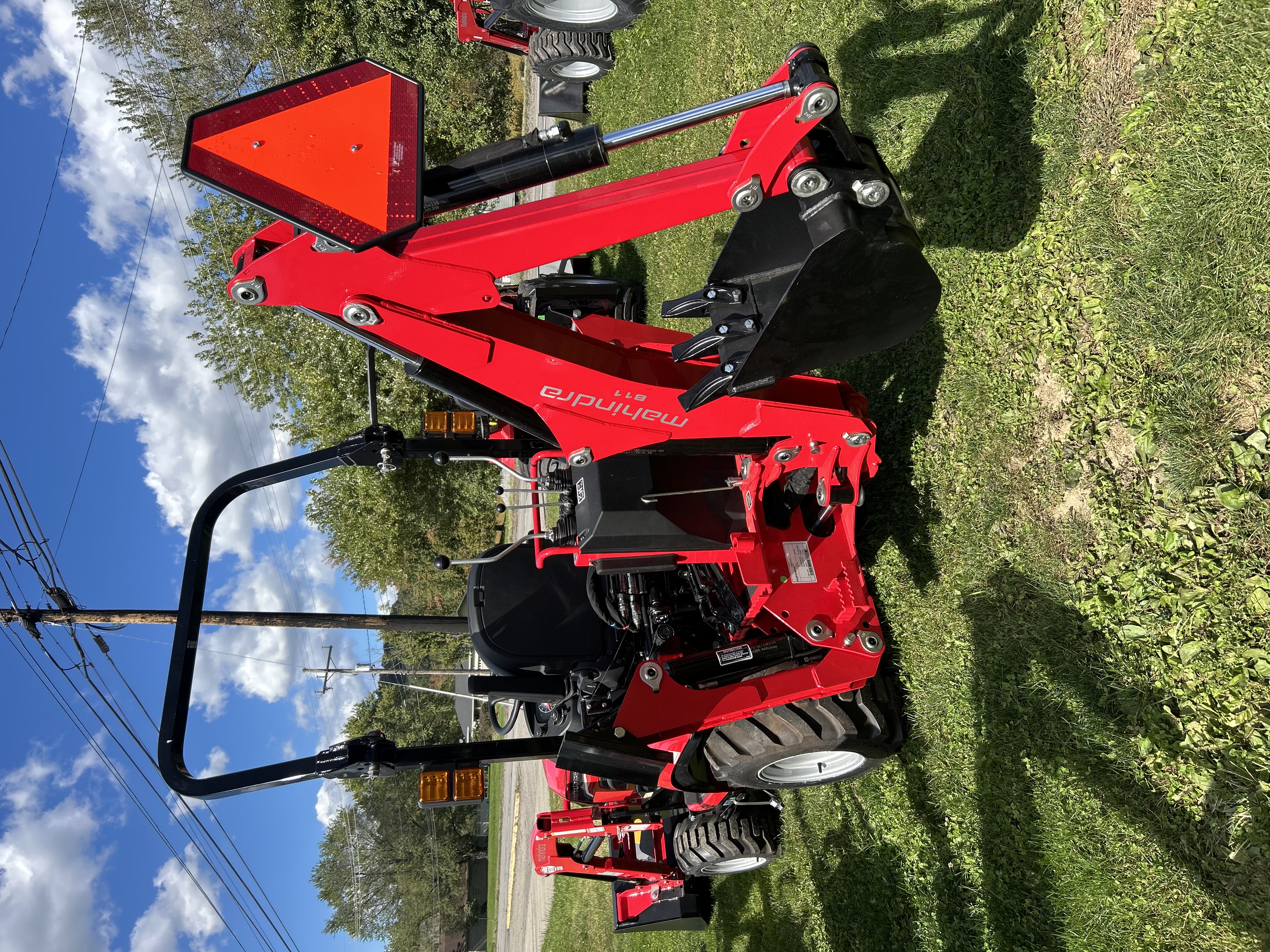 2027 Mahindra 1123 HST Tractor